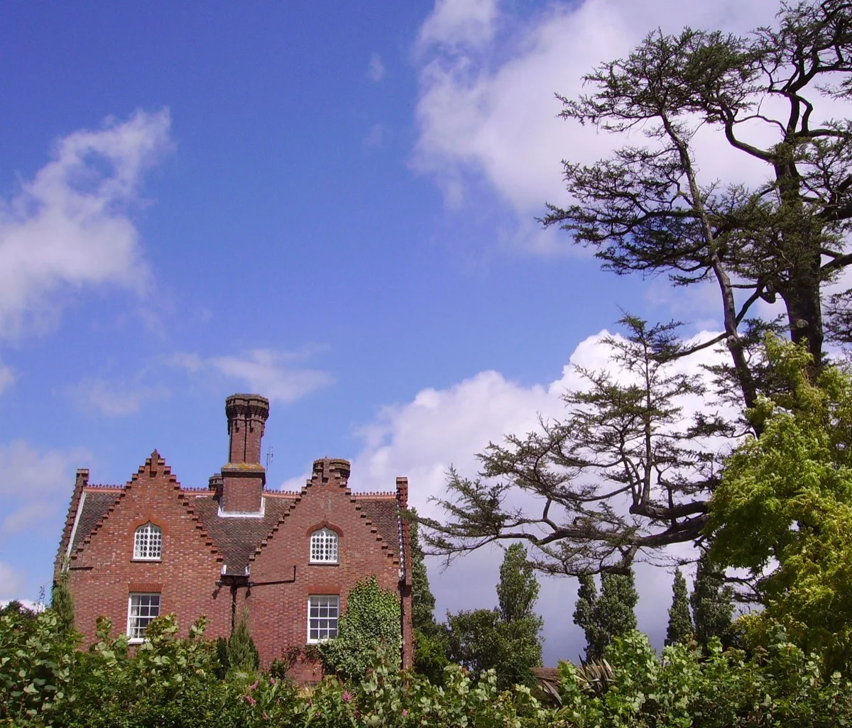 Sissinghurst Castle – berühmtester Garten Englands, von Vita Sackville-West angelegt